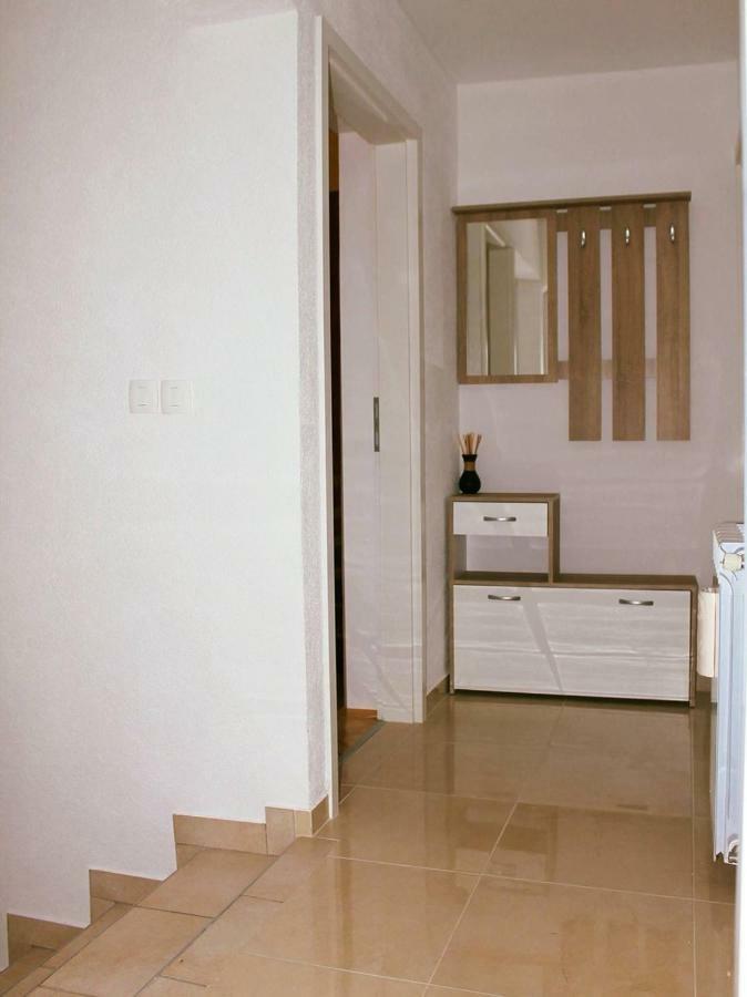 Apartman Ruza 2 Opric Экстерьер фото